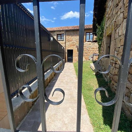 Гостевой дом Casa Parejas La Casa De Quintanilla 1 Кинтанилья-де-лас-Торрес Экстерьер фото